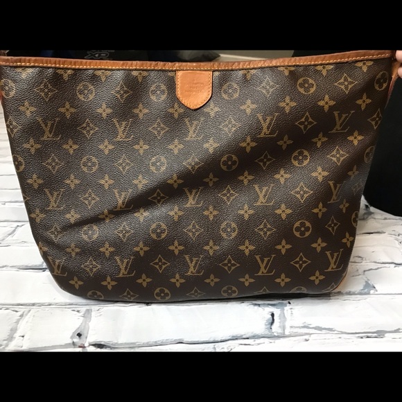 Louis Vuitton Handbags - 💯 Authentic Louis Vuitton Delightful Monogram PM